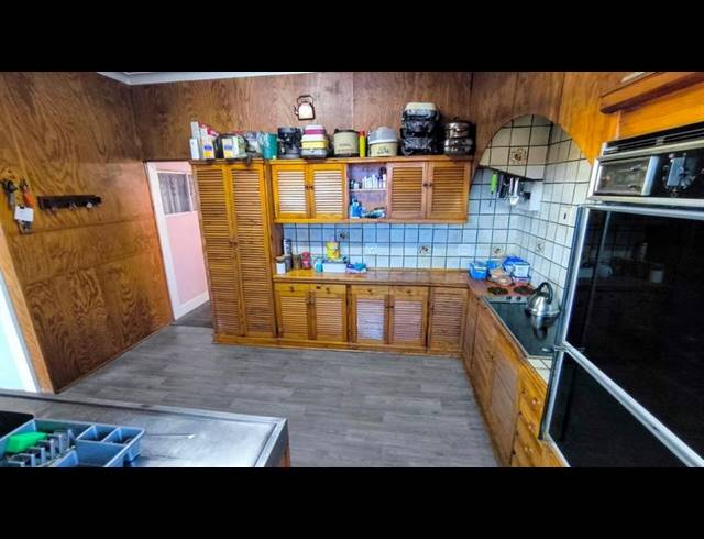 3 BEDROOM HOUSE FOR SALE IN THE HILL